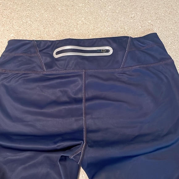 Athleta Run Leggings Navy Multi - Picture 5 of 5